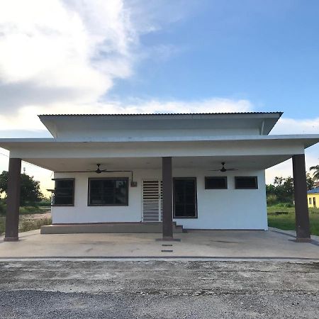 D' Totok Housestay Sepang Exteriér fotografie